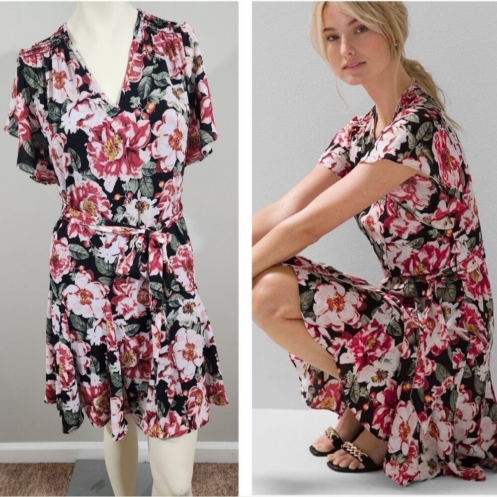 WHBM godet pleated belted dress dark floral romantic feminine fairy garden XS